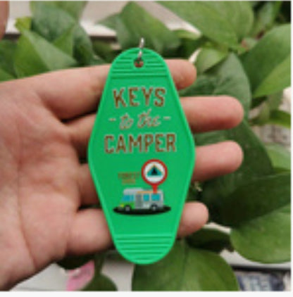 Nostalgic camper keychain